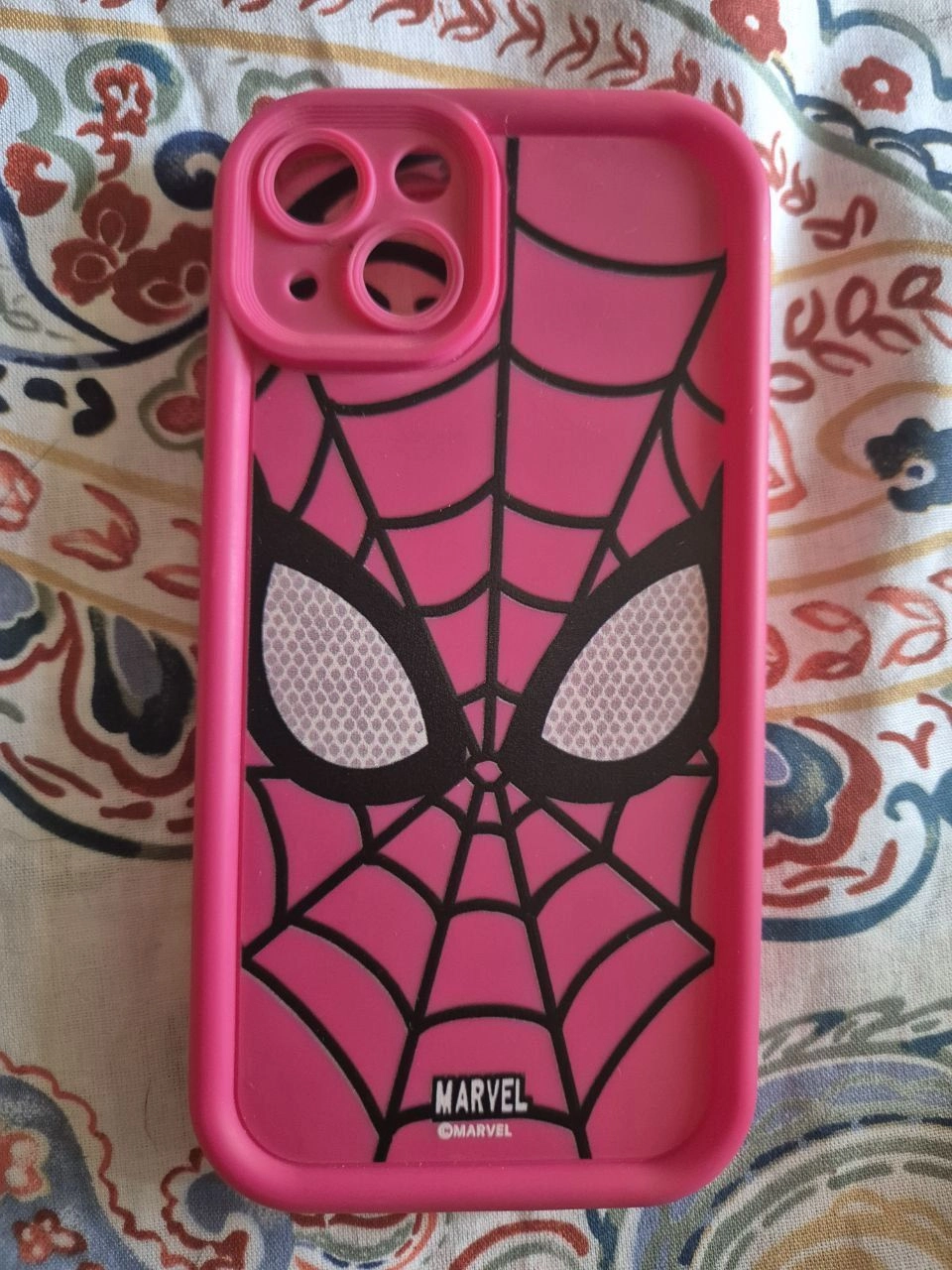 Чехол на iPhone 13