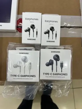 Новый Samsung Earphones AKG • Наушник •