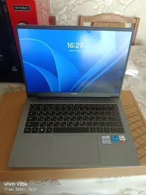 Noutbuk Huawei D14