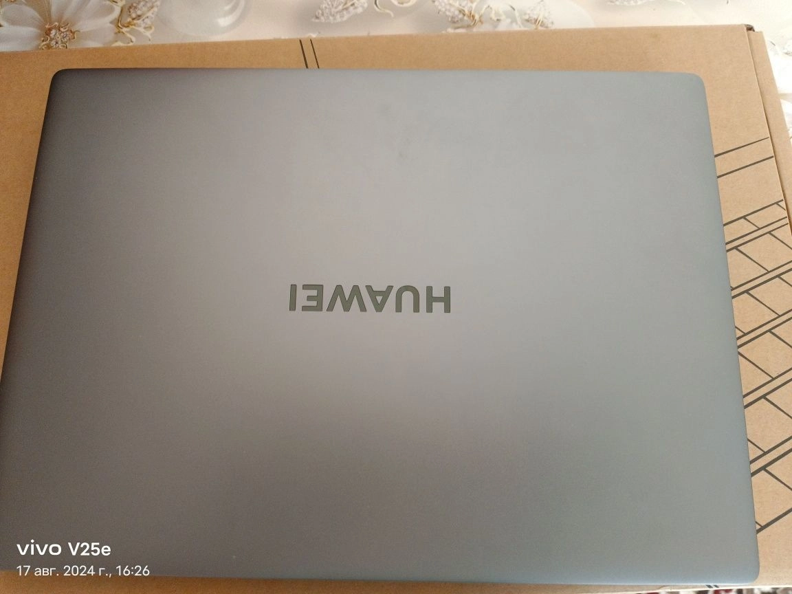 Noutbuk Huawei D14