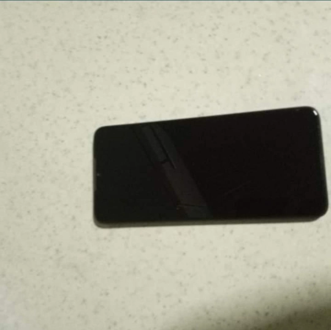 Tecno Spark 10 6/128 Ayirboshlash