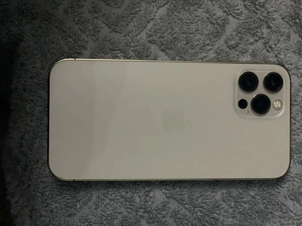 Iphone 12 pro 1 yil garantiya