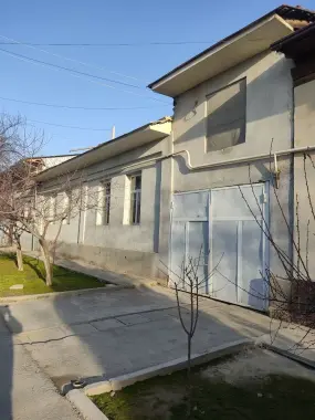 Hovli Sotiladi Jar Ariqda
