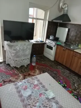 Uy sotiladi 6sotuk