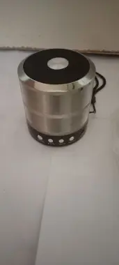 Продаю мини бумбокс