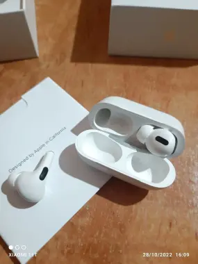 Airpods pro Wireless Charging Case