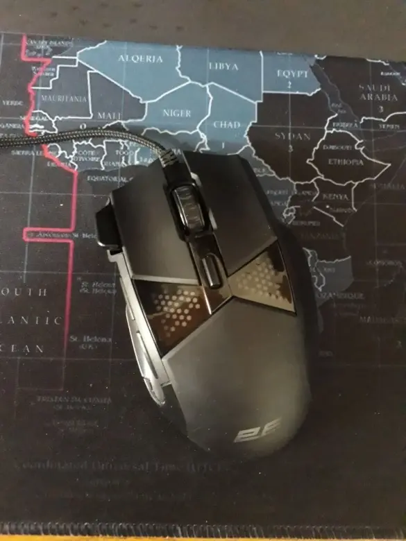 Oʻ yin uchun 2E GAMING MG320 RGB USB kabeli mishka sotiladi srochna