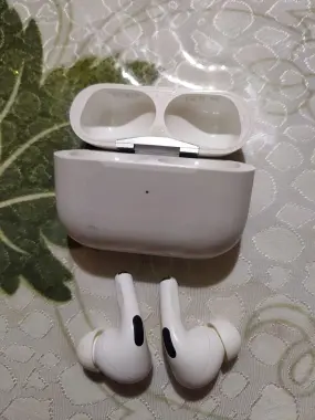Airpods pro # 2.2 Green Lion