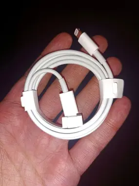 Оригинальный кабель для Айфона usb Lightning