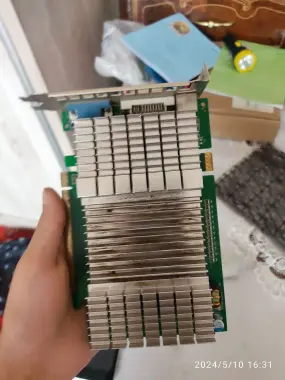 Vidyo karta 512MB