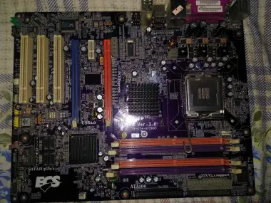 Обменяю две материнки ddr2 на одну ddr3