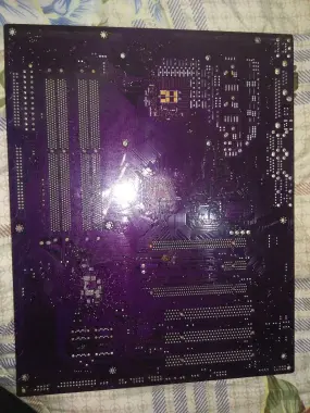 Обменяю две материнки ddr2 на одну ddr3
