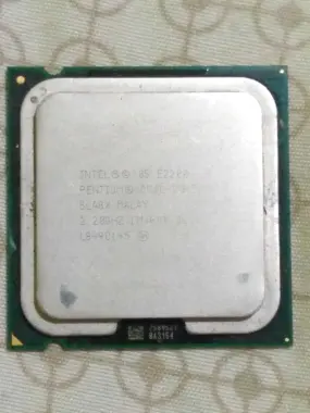 Обменяю две материнки ddr2 на одну ddr3