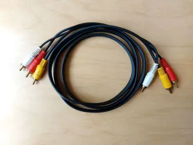 Продам кабель 3 x RCA — RCA ("тюльпаны")