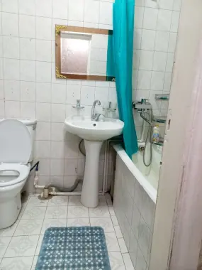 Kvartira qizlarga uqidigan ishlidigan akuratni insonlarga