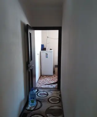 Sheriklikka 1 ta qiz olamiz o'qidigan yoki davlat ishchisi