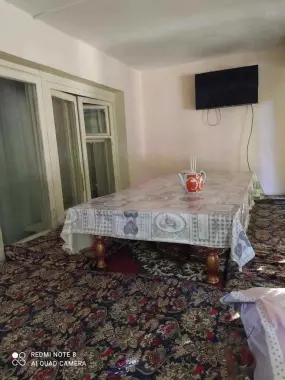 Kvartira qizlarga