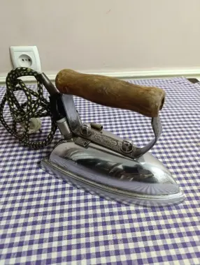 Утюг (СССР тяжелый)