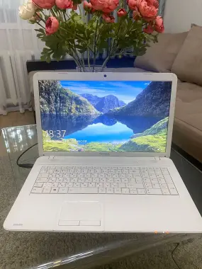 Ноутбук TOSHIBA Windows 10