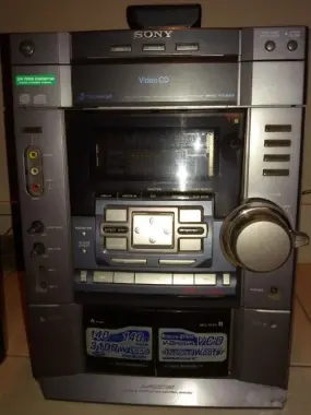 Музцентры Sony MHC-VX555 и Sony cmt-gp5