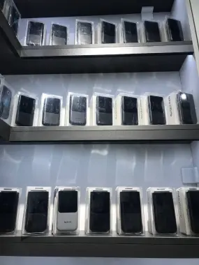YENGI !. Nokia 2720 flip , Dostavka 24/7,Kafolat,Gsm,Dualsim,New