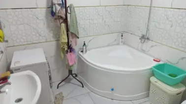 Xovli sotiladi 3,3 sotix