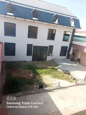 Срочно уй сотилади 5 соту