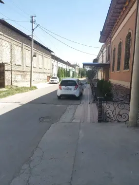 Назарбек постдан 2 км