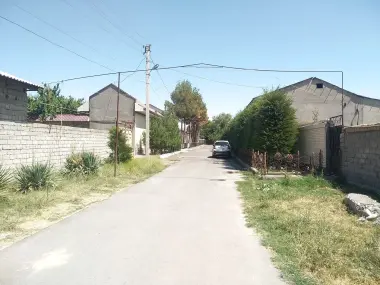 Земля продается в Мирзо Улугбекском раёне харошым месте