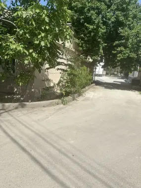 Hovli sotiladi Yakkasaroy tumani rakat maxalla 2.5sotix buzib qurishga