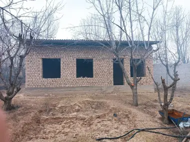 Ховли сотилади 24 соток 9 хона 250000$