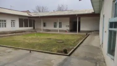 Sotiladigan uy 14 сотих 5 хона уйи бор Газ , свет , сув , канализация