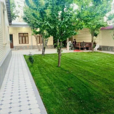 Uy xovli sotiladi Olmazor tumani Chuqursoy maxalla