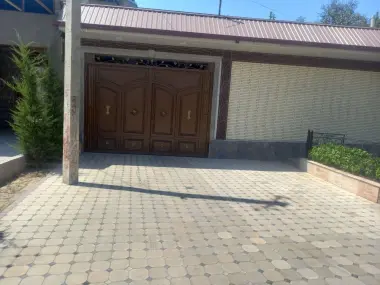 Uy xovli sotiladi Olmazor tumani Chuqursoy maxalla