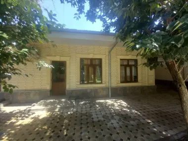 Uy xovli sotiladi Olmazor tumani Chuqursoy maxalla