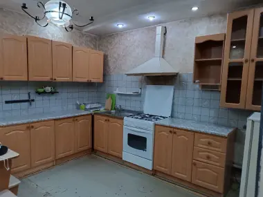Продаётся дом рядом с посольством России и улицей Нукус