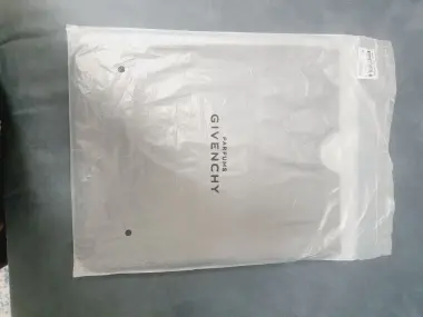 Новый чехол для планшета Givenchy!