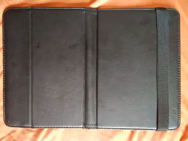 Чехол с подставкой TRUST PRIMO FOLIOдля планшетов 7-8 дюймов. Чёрный