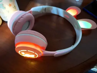 Новый беспроводной блутуз наушник для детей с ушками bluetooth