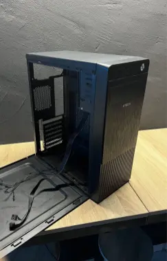 Кейсы для компьютера XTech