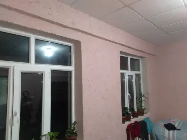 Xovli uy ijaraga beriladi talaba qizlarga