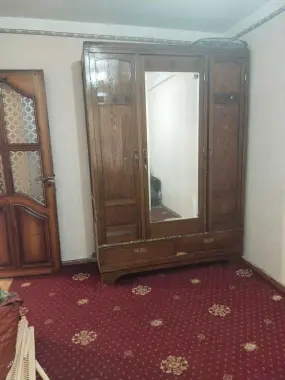 Kvartira qulay joyda faqat qizlar uchun