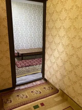 Kvartiraga qizlar kerak