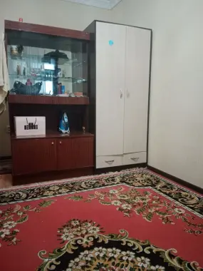 Qizlarga arenda kvartira bor