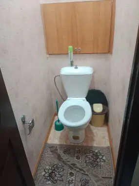 Qizlarga arenda kvartira bor
