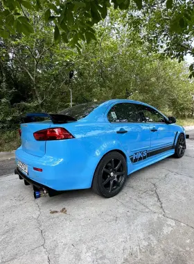 Mitsubishi Lancer