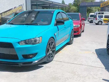 Mitsubishi Lancer