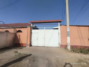 Уй сотилади! Тошкент шахар Миробод тумани Мунис кучаси 30.уй