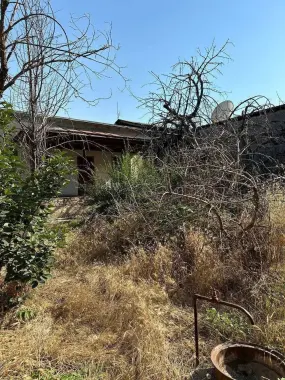 Uy Sotiladi Uchtepa tumani Taqachida oq masjid mahallasi chevar 7 uy