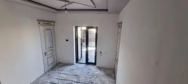 Уй сотилади 80 % битган таййор